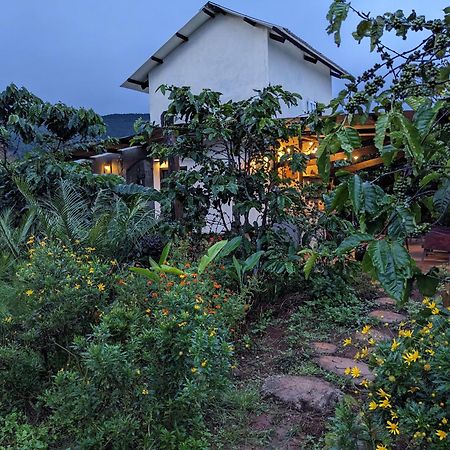 Ivy Coffee Farm - Garden House Apartment Duc Trong Exterior photo
